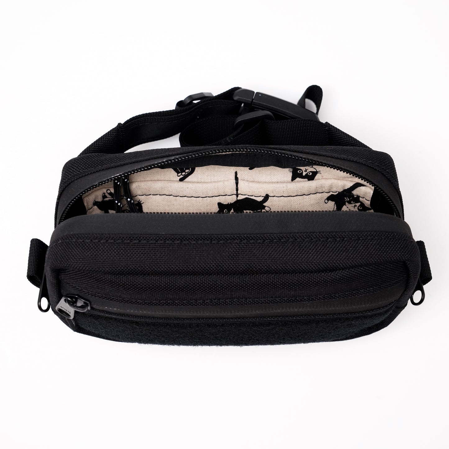 The Sling - Black / Cats