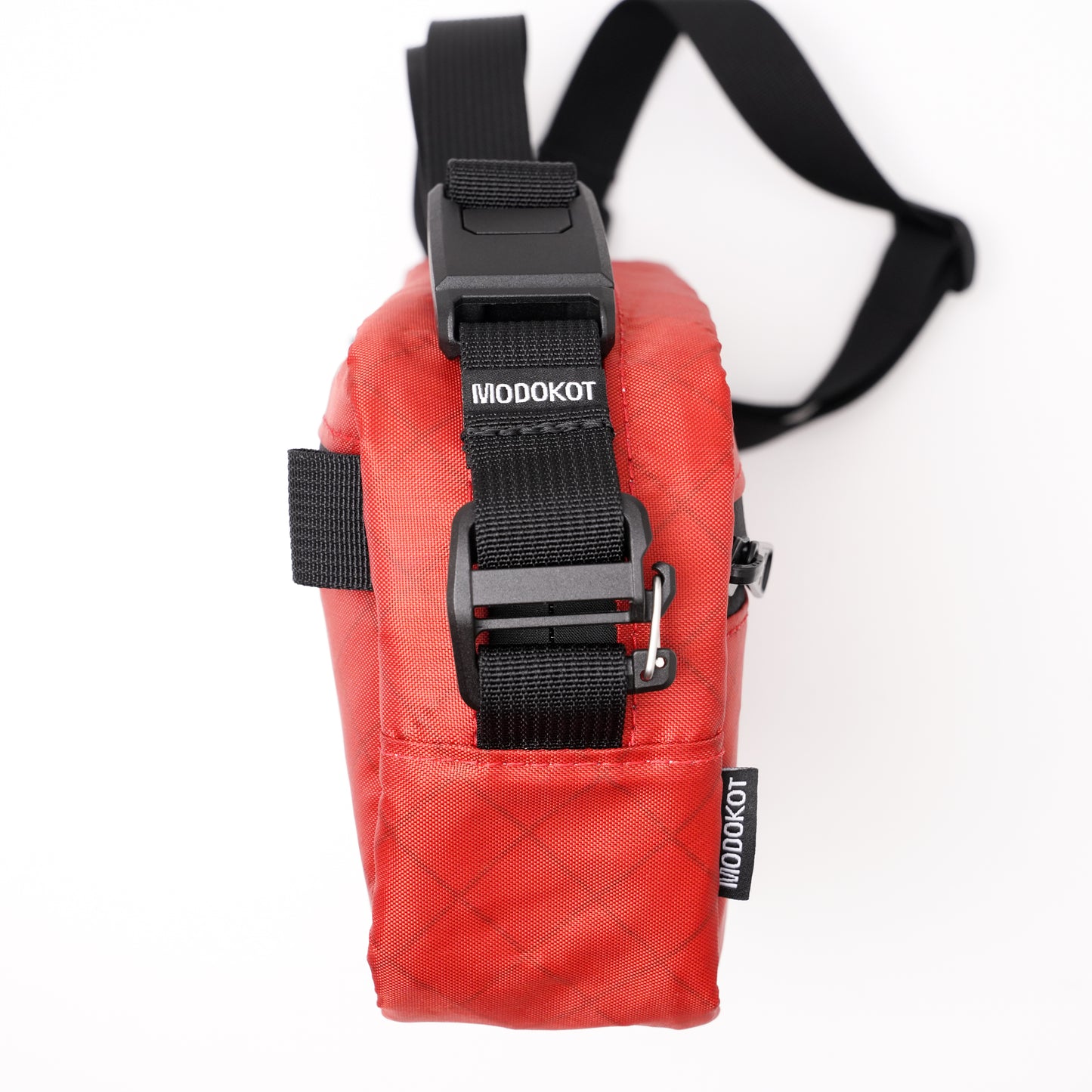 The Adapt - EPX200 Brick Red / EPX400 Snow White