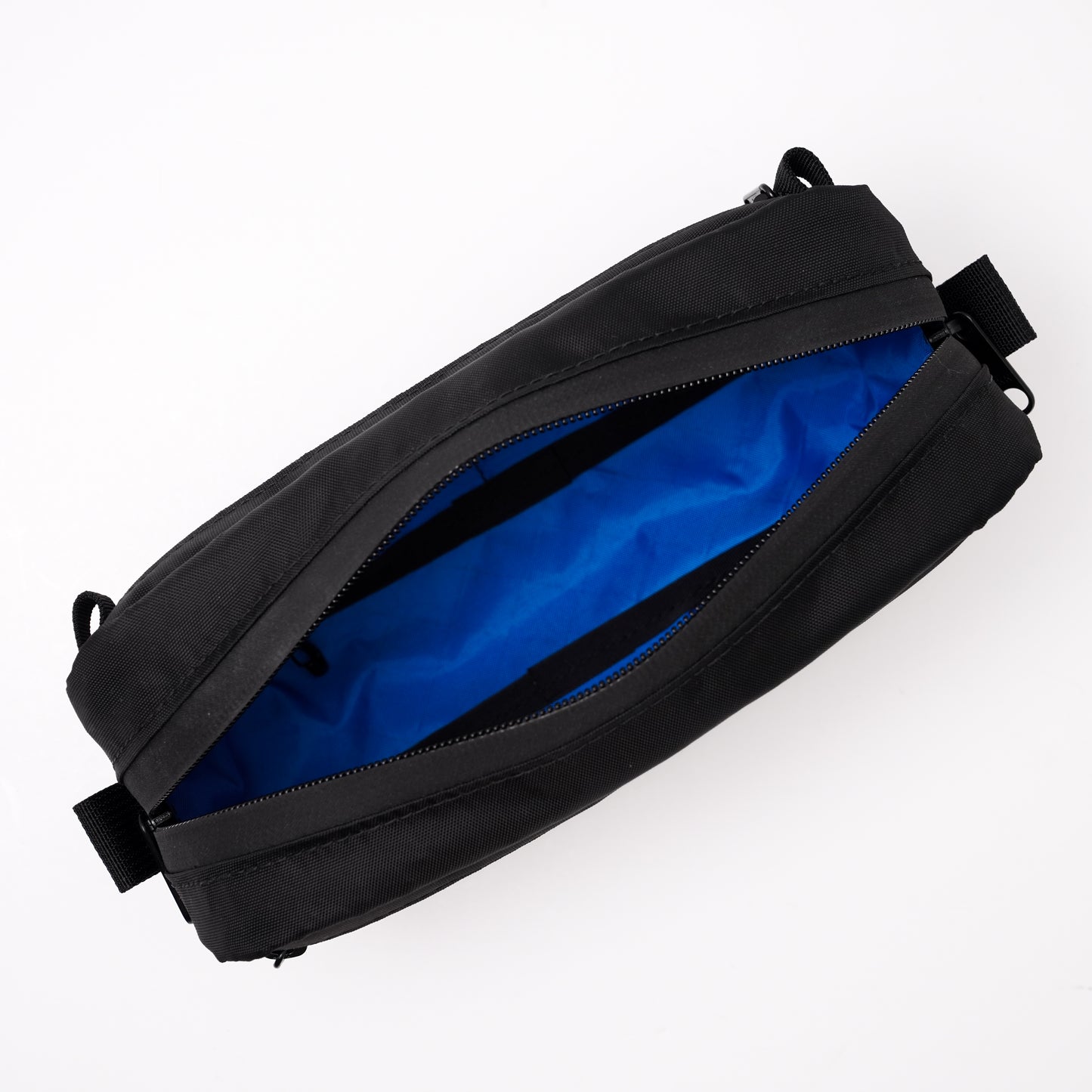 The Adapt - EPX400 Black / EPX200 Bright Blue (loop)