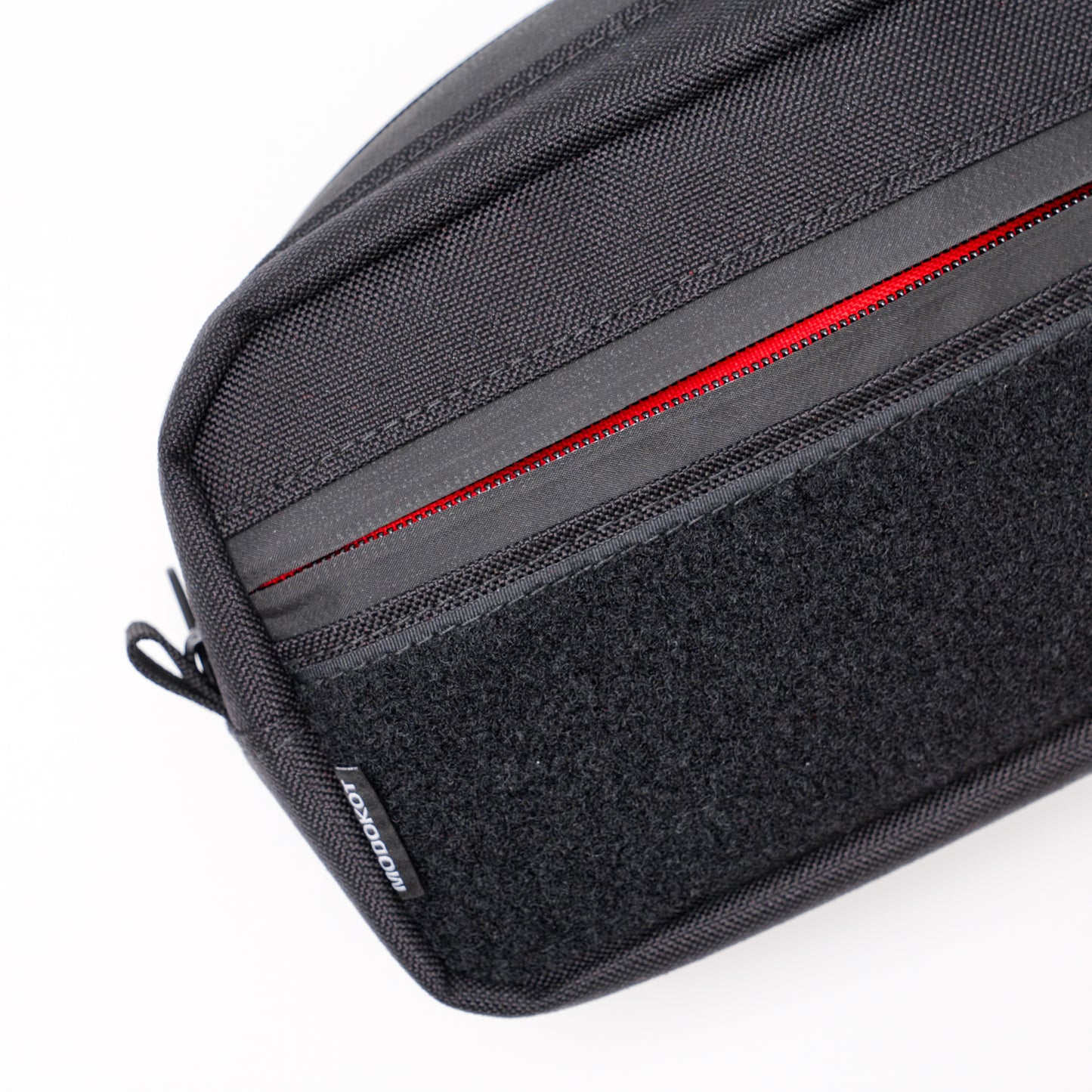 The Adapt - Black / Red (loop)