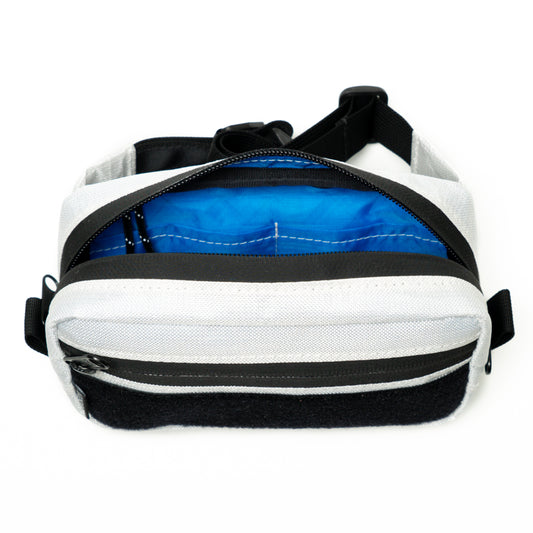 The Sling - ULTRA400 White Lightning / EPX200 Bright Blue (loop)